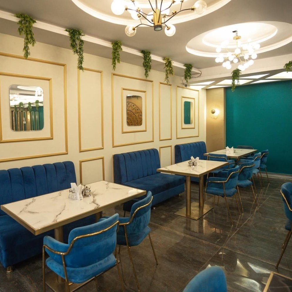This picture shows a beautiful interior design of a restaurant in jabalpur with perfectly designed space.